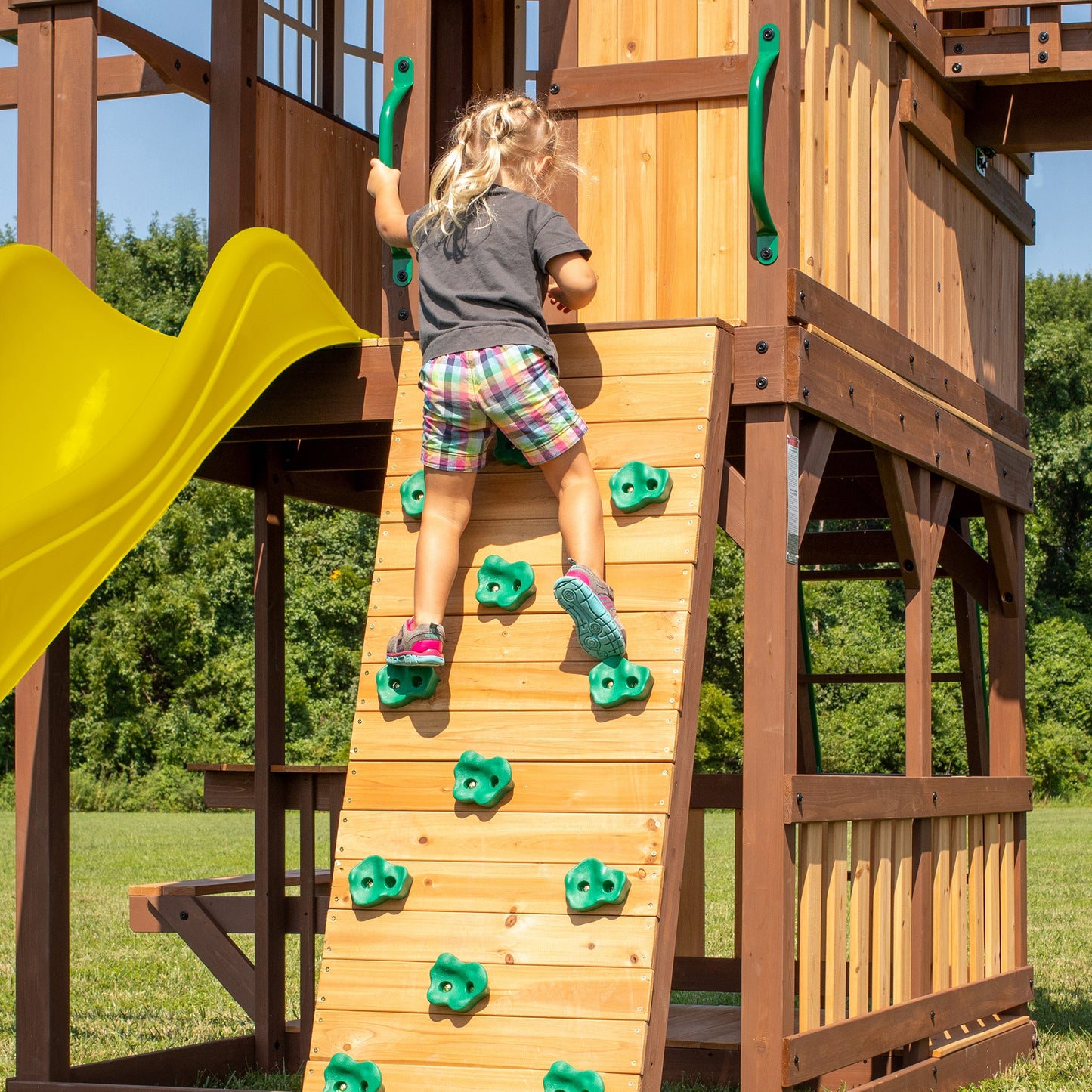 Skyfort II with Wave Slide