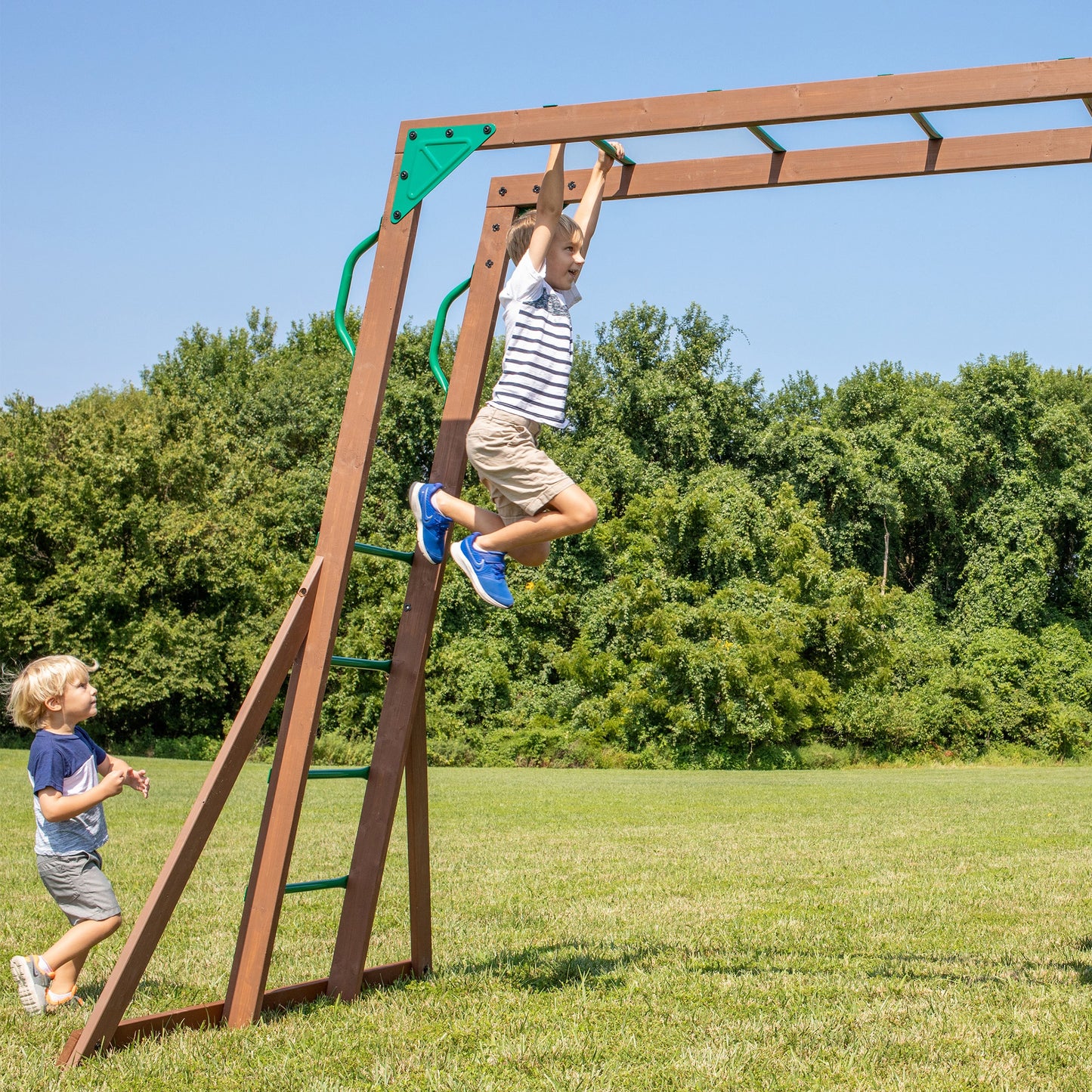 Skyfort II with Wave Slide