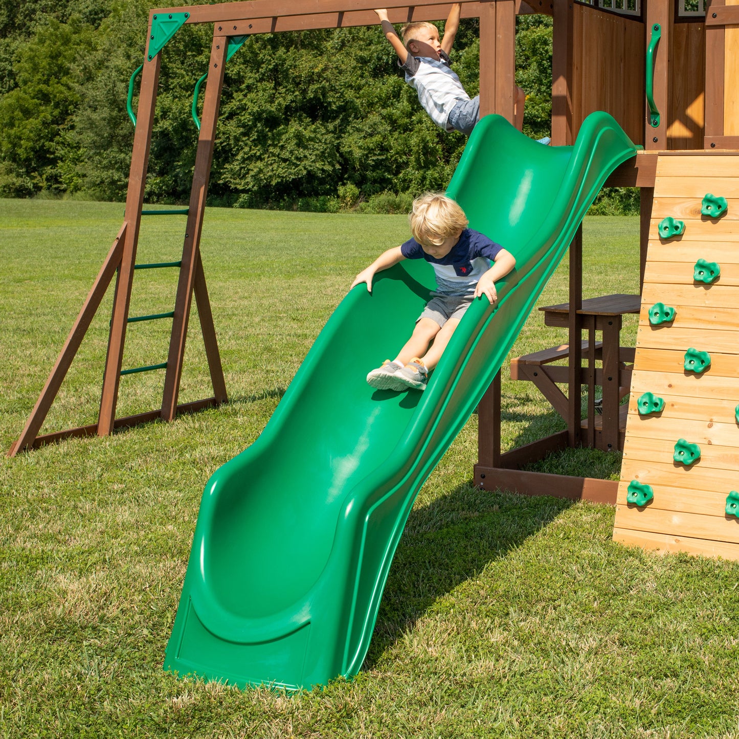 Skyfort II with Wave Slide