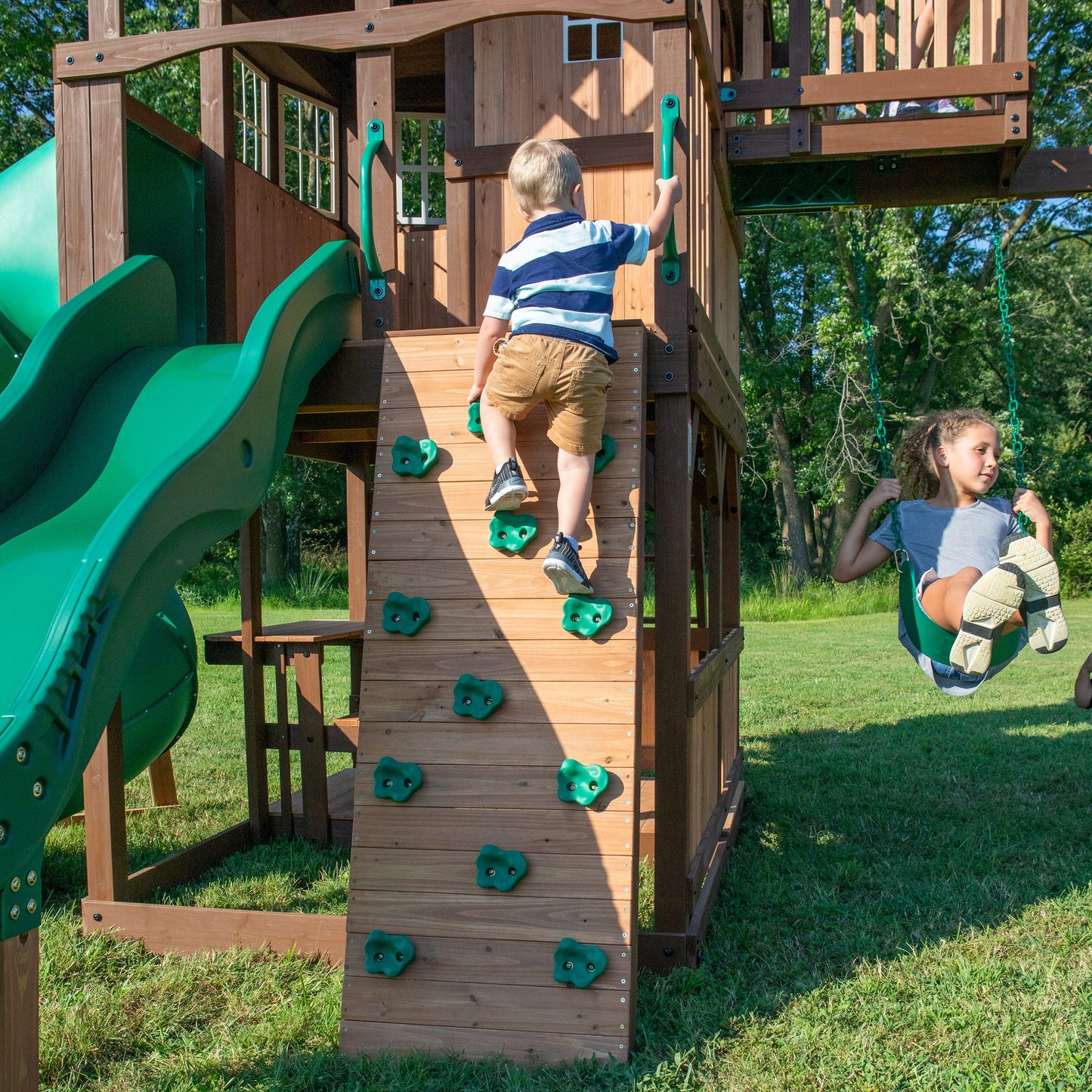 Skyfort II With Spiral Tube Slide